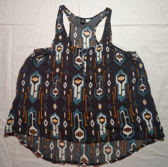 Divided Tops - H&M Divided Tank Top Women's 8 Multicolor Geometric Round Neck Sleeveless Shirt